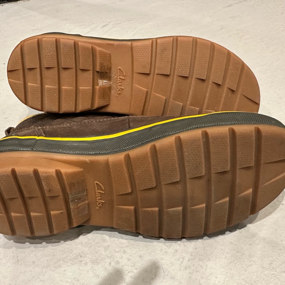 Clark’s boots - Picture 3 of 3